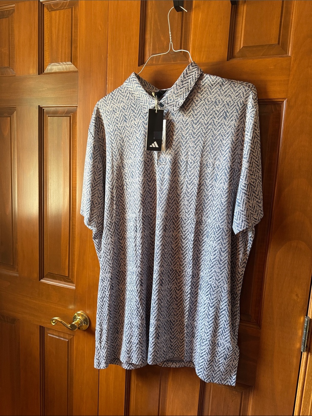 NWT! Adidas Men’s Light Gray Chevron-Pattern Polo